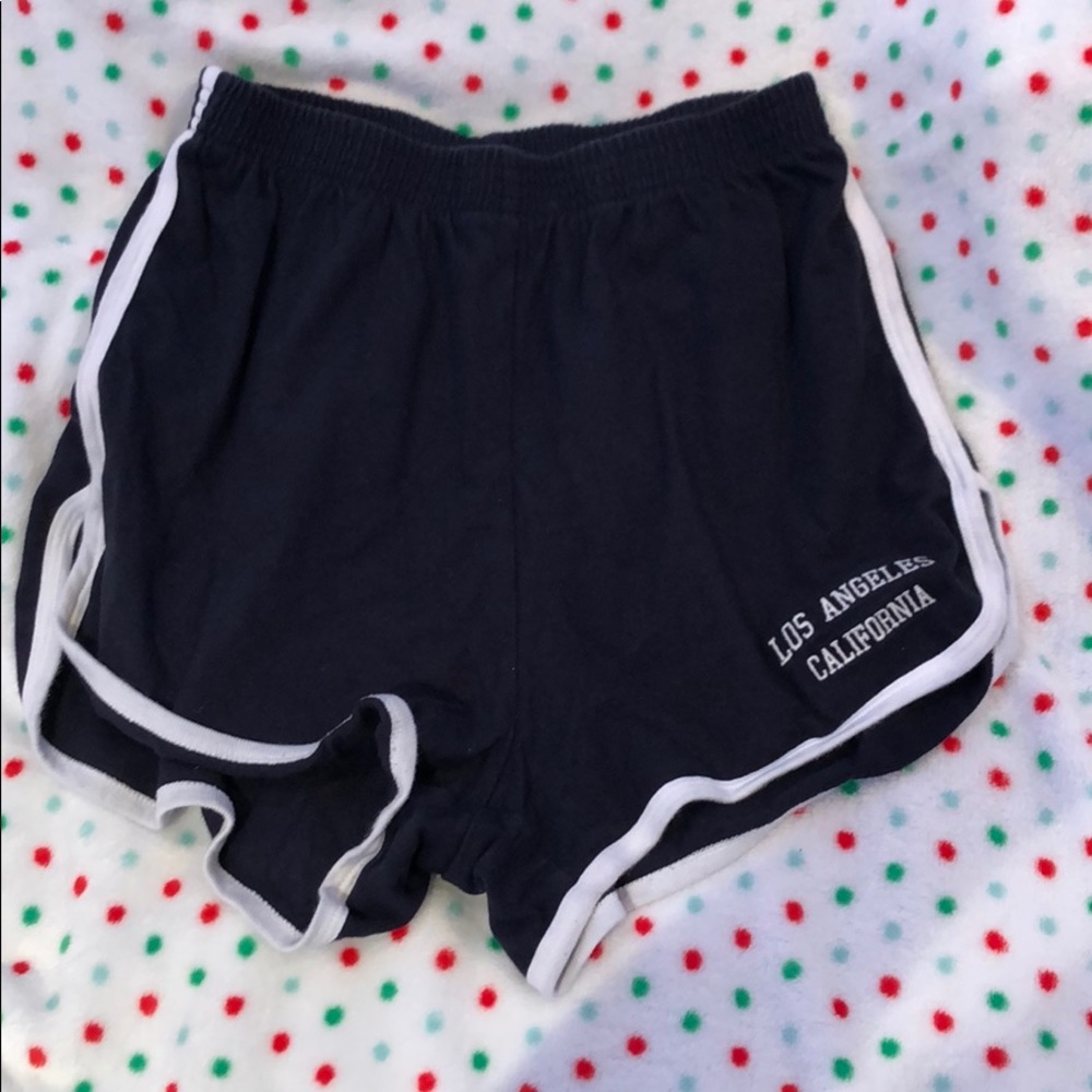 Brandy Melville los Angeles California shorts!!